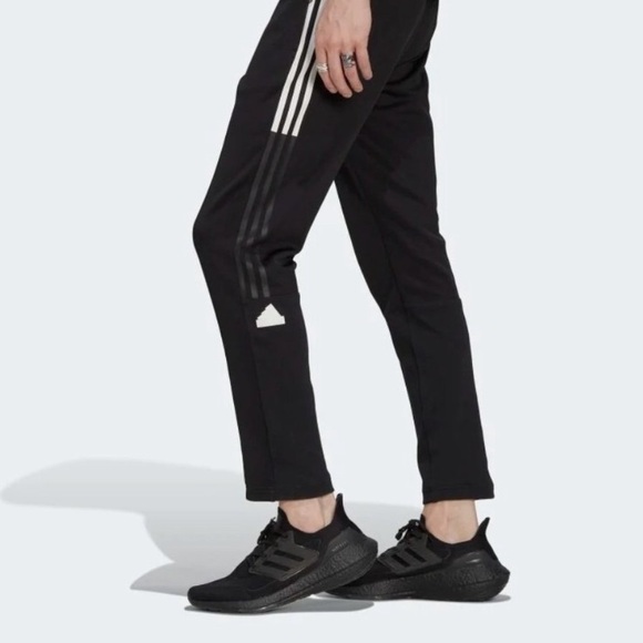 Adidas 3-Stripes Cuffed Pants - Large - Picture 2 of 6